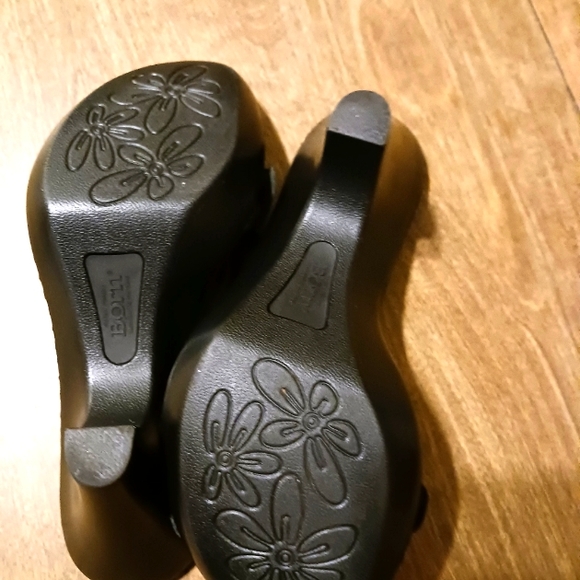 BORN Leather Mules - Picture 5 of 6